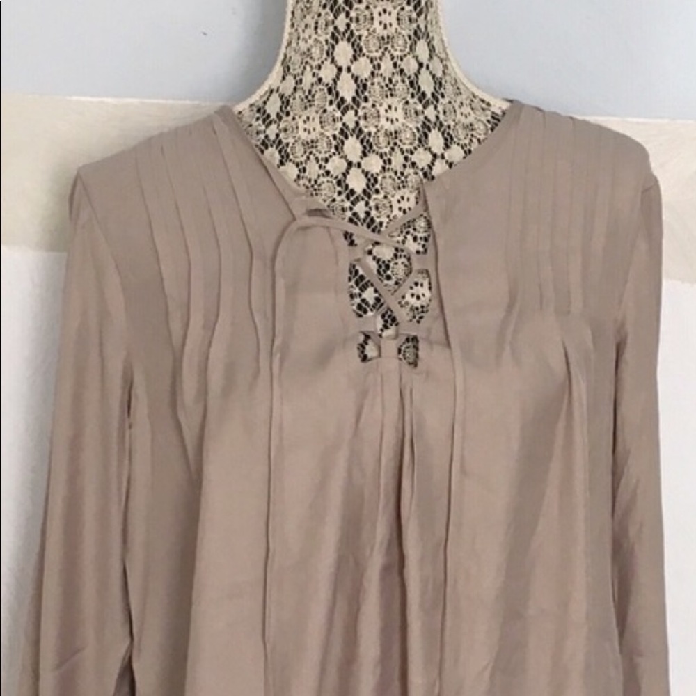 NWT Max studio blouse